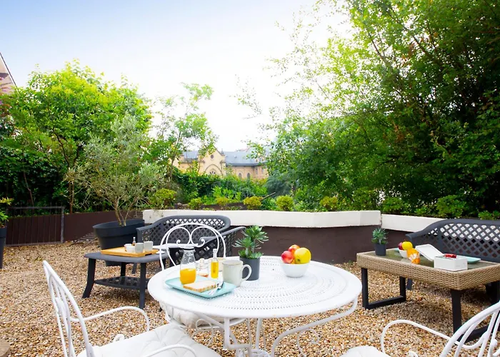 Donosti Готель *